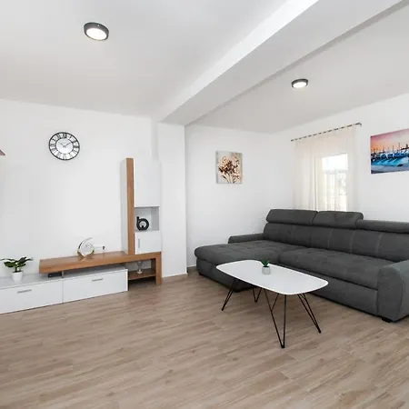 Natura Piedra Villa *