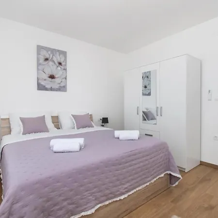 Natura Piedra * Slivno (Sibenik-Knin)