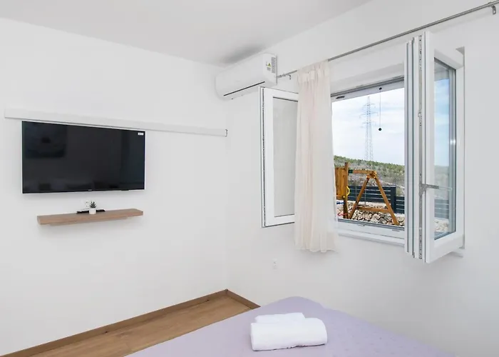 Natura Piedra * Slivno (Sibenik-Knin)