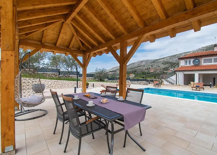 Natura Piedra * Slivno (Sibenik-Knin)